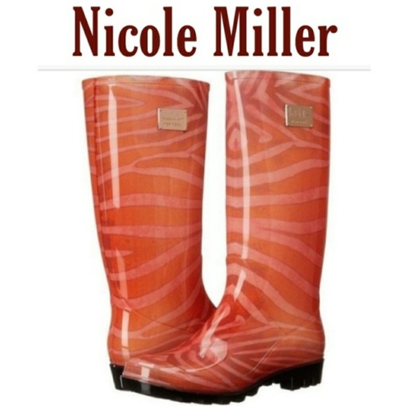 Nicole Miller Sashimi Rainy Day Rain Boots NIB - Picture 2 of 5
